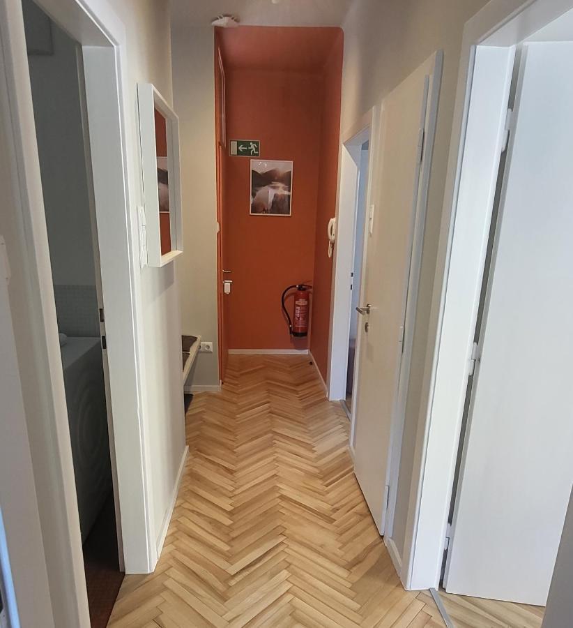 Ferienwohnung Orange Flat-ganz neu inkl.Parkplatz Graz Exterior foto