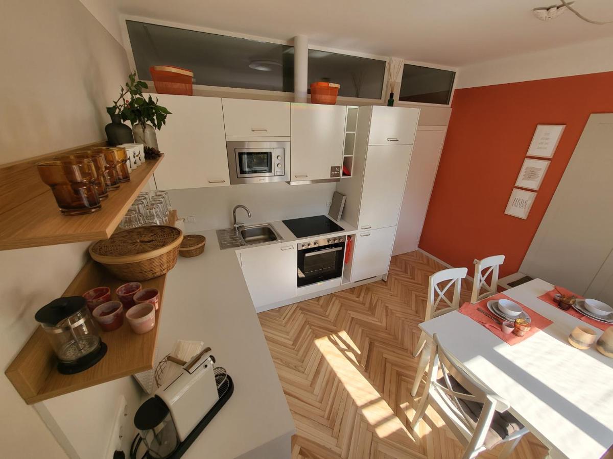 Ferienwohnung Orange Flat-ganz neu inkl.Parkplatz Graz Exterior foto