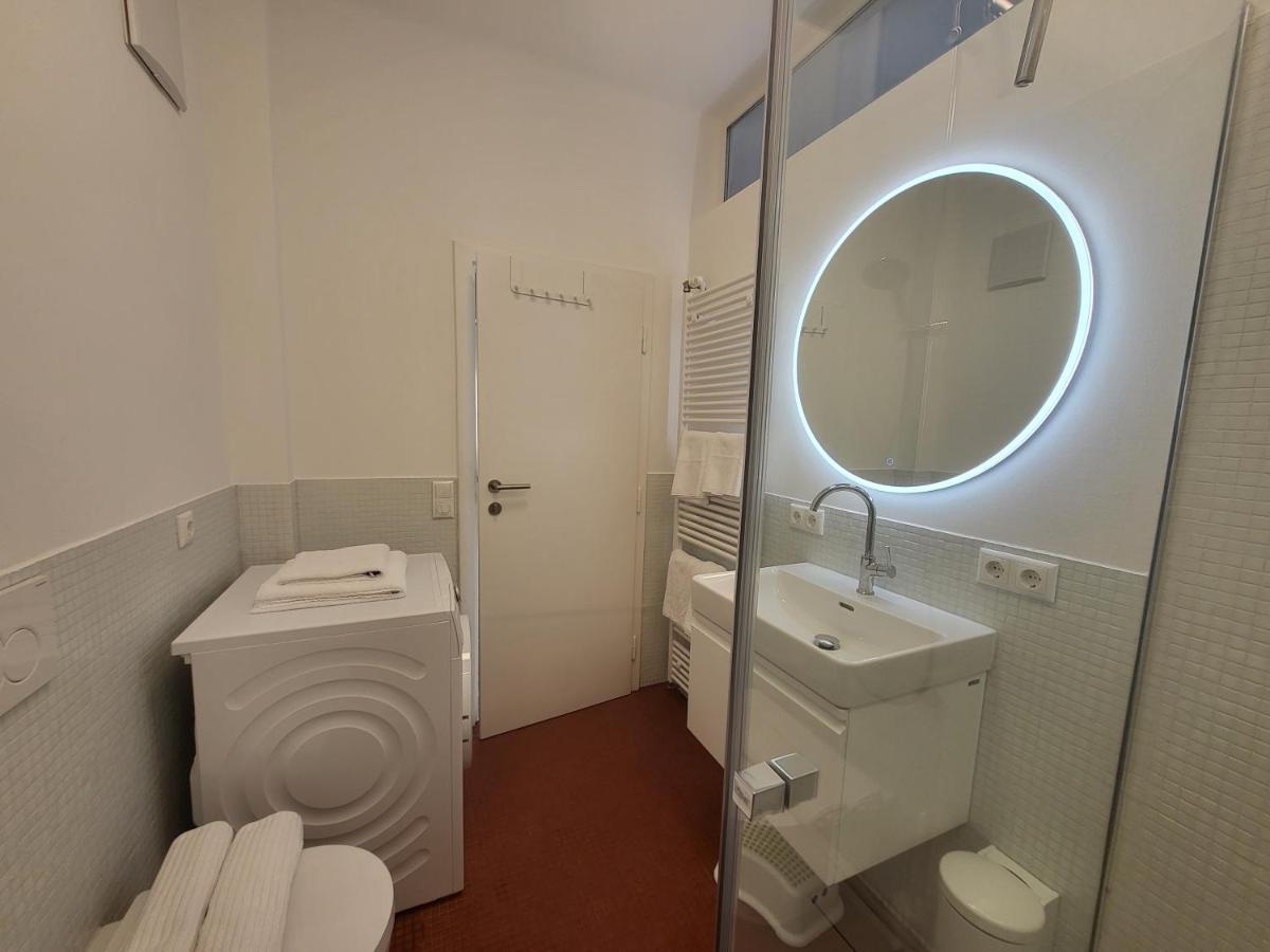 Ferienwohnung Orange Flat-ganz neu inkl.Parkplatz Graz Exterior foto